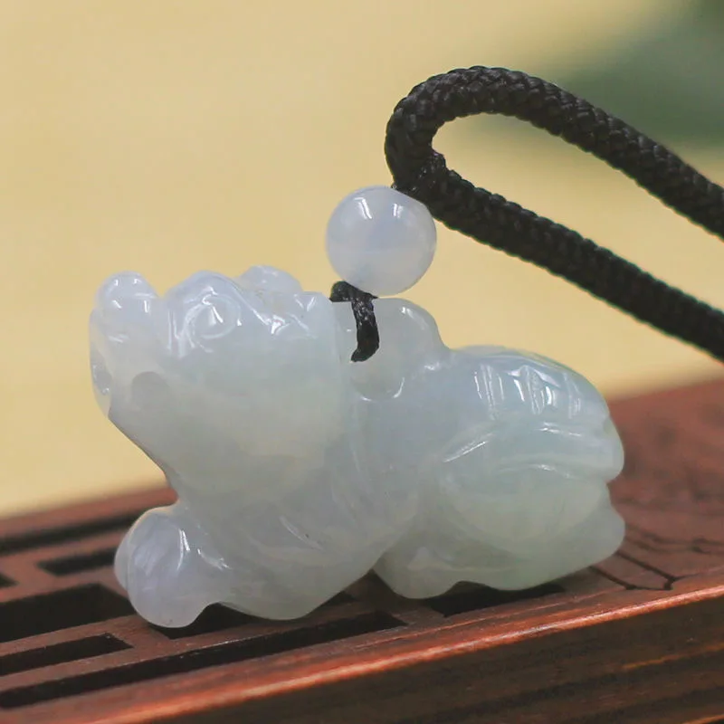 Natural Emerald Chinese Three  - огляд і ціна Necklaces