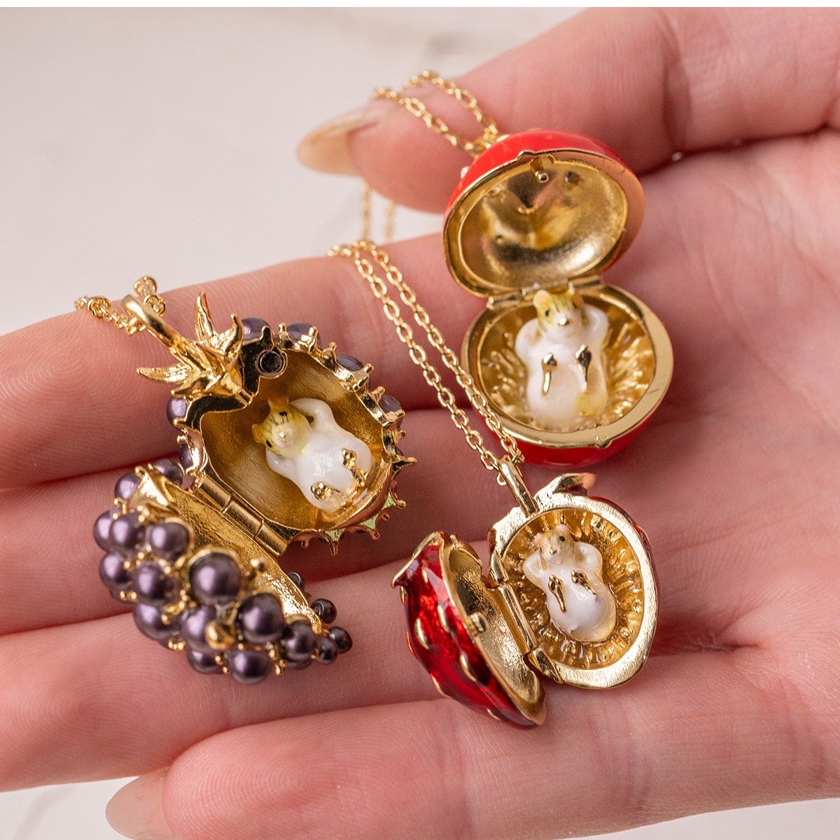 New Fruit Easter Egg Necklace  - огляд і ціна Heart Locket Necklace Photo