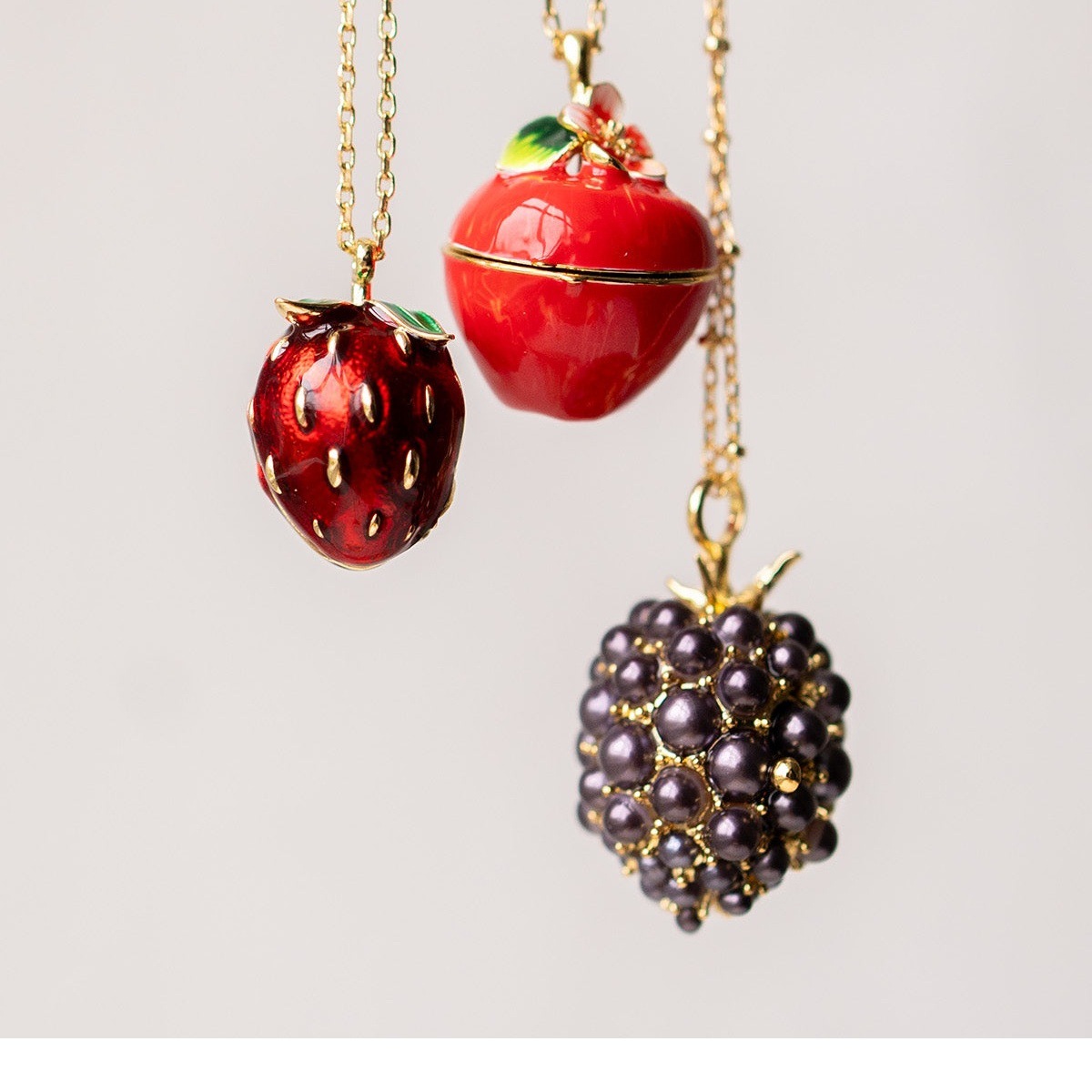 New Fruit Easter Egg Necklace  - огляд і ціна Heart Locket Necklace Photo