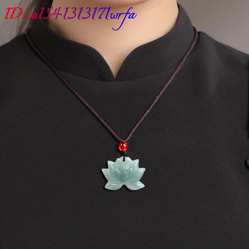 Myanmar Jadeite Lotus Pendant  - огляд і ціна Necklaces